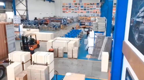 一支科技團隊研發的全自動洗車機發貨