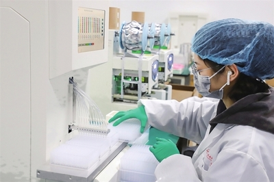 加快研發(fā) 助力抗疫